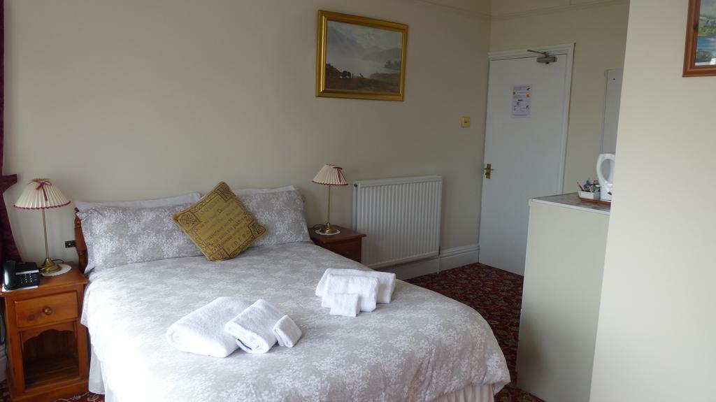 Whitehall Guest House Colwyn Bay Esterno foto
